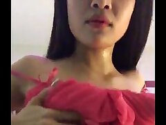 Hot Vietnamese Camgirl Show